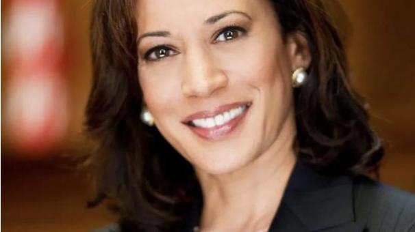 欧洲围巾飘，誓把普京拉下马！