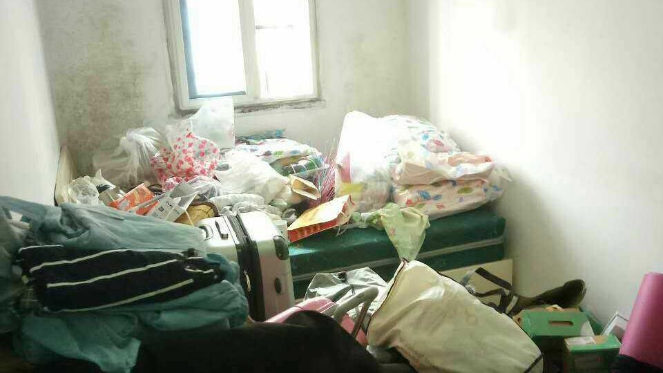 晒晒我在上海1800的出租房，又小又破，改造之后，房东竟找茬！