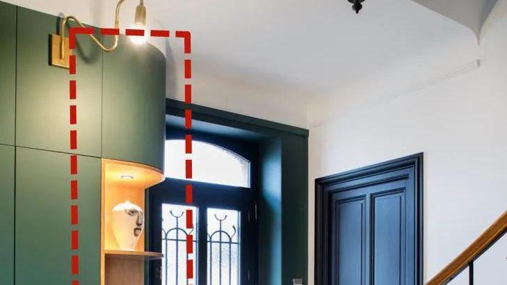 别人家的玄关柜多有特色，做弧形设计，亲朋好友来家里都夸赞！