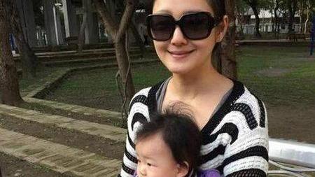 大S|大s突然官宣结婚，本尊表示儿女非常感动，网友听后觉得匪夷所思