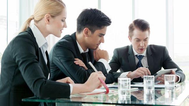 |公司新来的小姑娘辞职，职场就不能简单点吗？对不起，真的不能