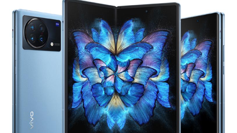 折叠屏|5999起！又一国产手机冲击商务高端，但网友却说另一款8999的更香