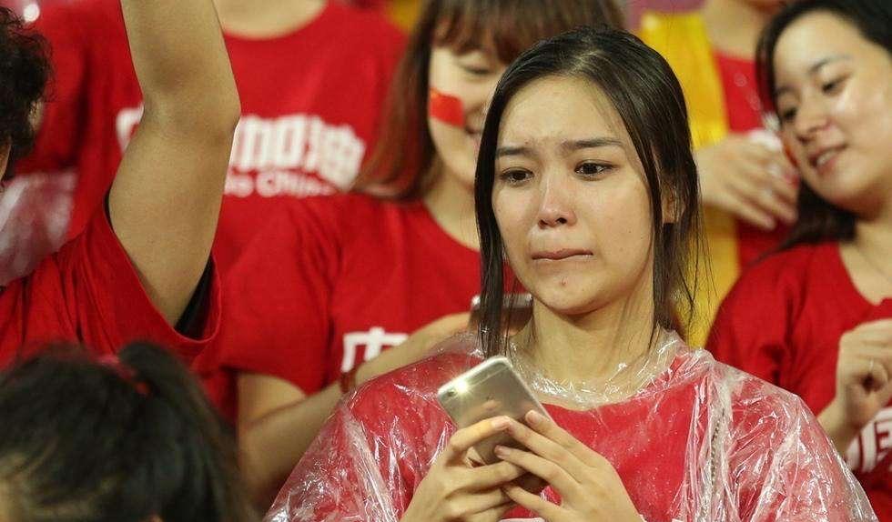 国足|6-1，大胜！国足优势巨大，李霄鹏放话：输越南就辞职，CCTV直播