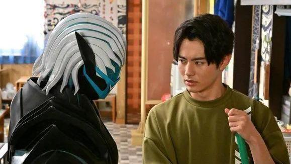 使徒|假面骑士Revice第45话先行图公开，拉布异变疑似吓怕基夫使徒真