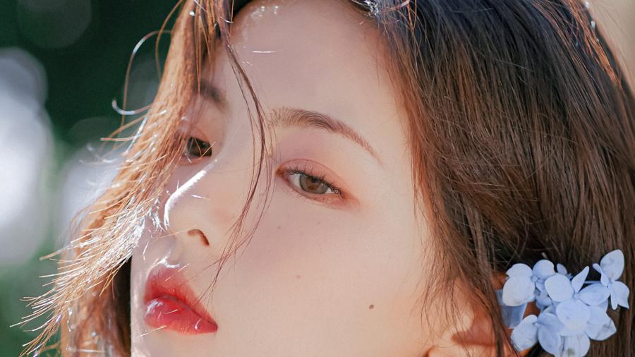 明星|杨超越，她真的配靠脸吃这碗明星饭