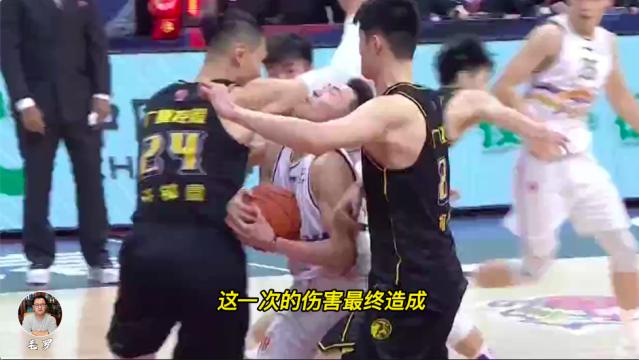 奥巴梅扬|中国男篮孙铭徽人设崩塌，深夜23点训斥骨折重伤廖三宁，对骂球迷
