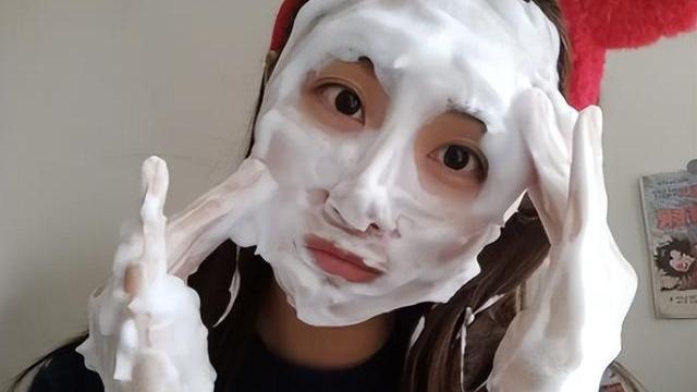 护肤品 月薪三千的女人，适合用这几种护肤品，性价比超高