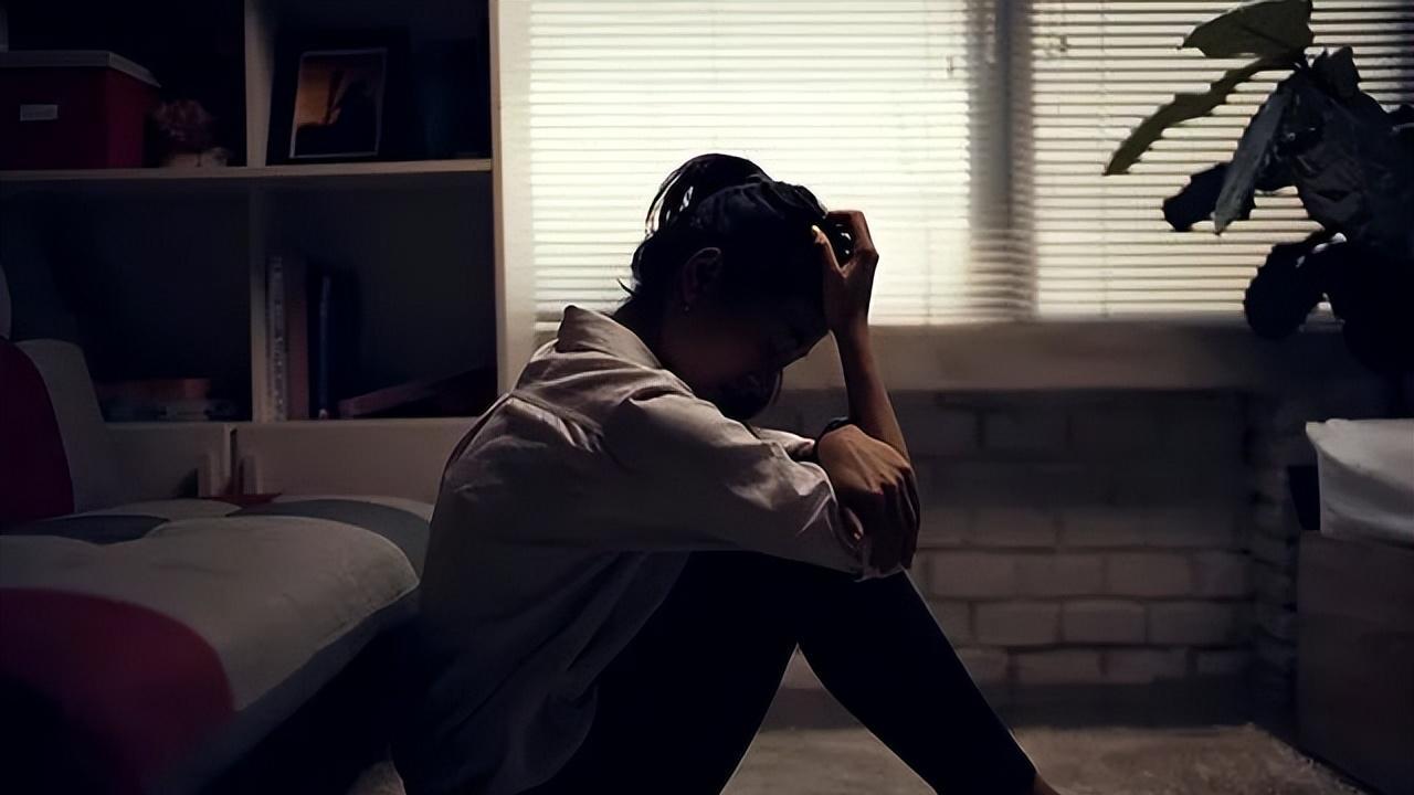 大象|抑郁对人的影响有哪些？如何快速识别和预防？