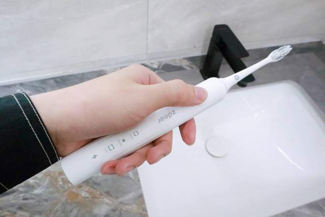 iOS|好好刷牙，自信微笑｜左点声波电动牙刷体验