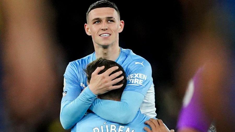 英超|3-0！英超榜首再次易主，9亿巨舰力压利物浦，争冠形势白热化