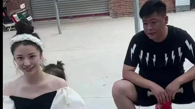 谢广坤|谢永强自曝：准备和谢广坤划清界限，借他200多万，两年就催还钱