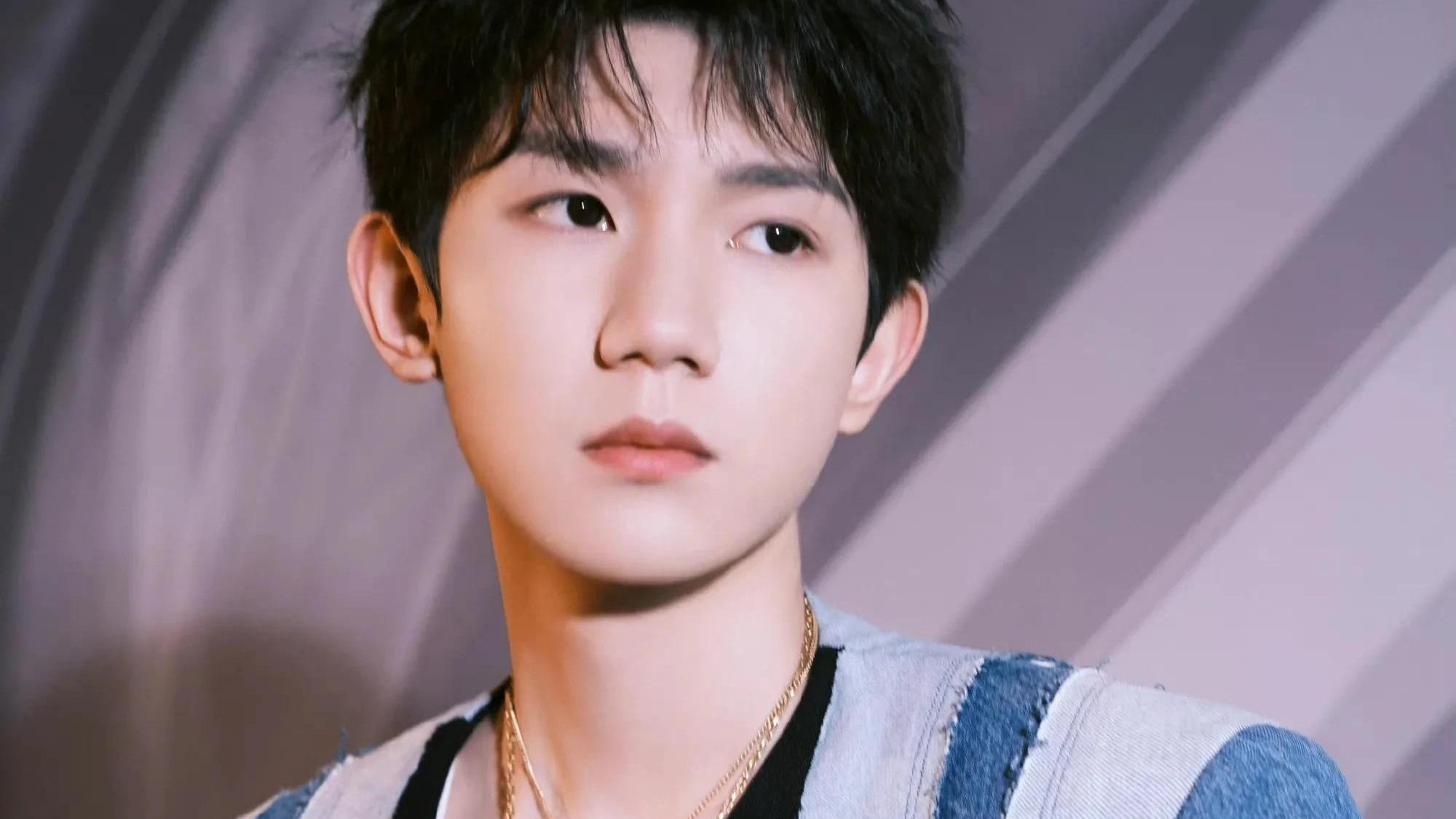 肖战|最适合戴“项链”的几位男明星：王一博李现霸气，肖战精致又矜贵