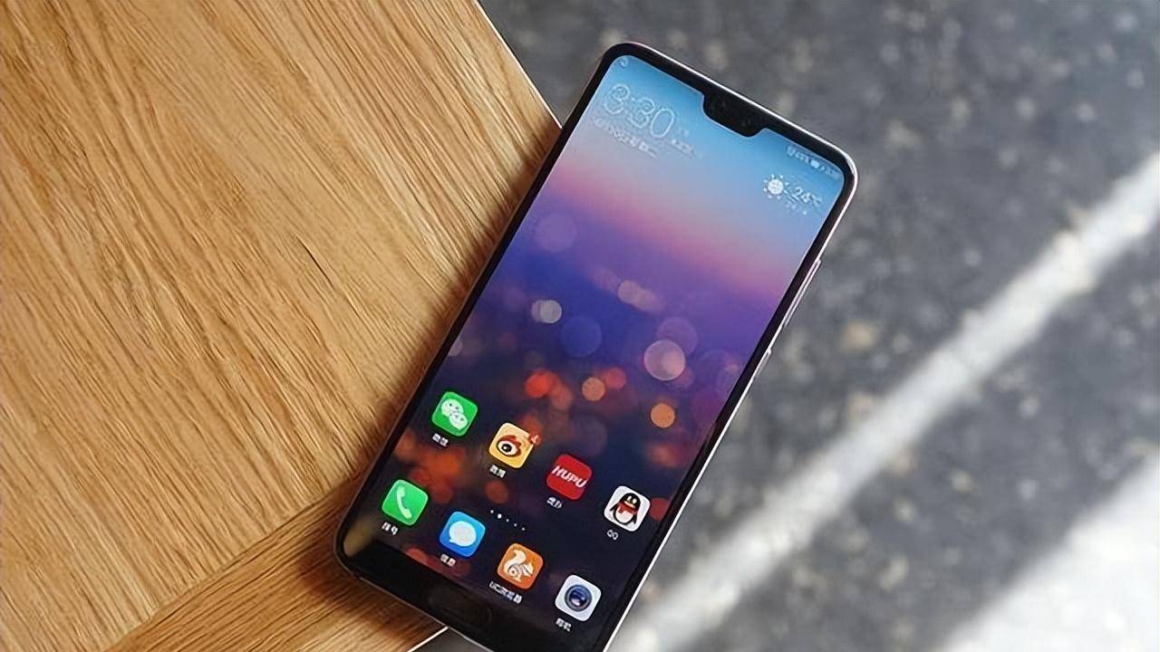 华为p20|从5488元跌至767元，麒麟芯片+鸿蒙系统+IMX600，二手华为更亲民