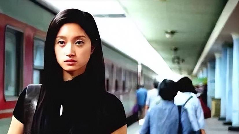 朱亚文|结婚9年后再看沈佳妮，生2娃婚姻幸福，嫁给朱亚文是最正确的决定