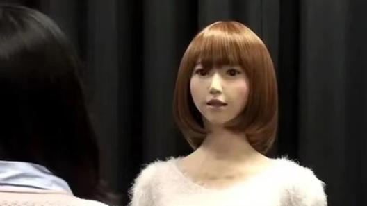 智能机器人|印度版女机器人问世，造价仅4500元，却遭人吐槽“倒贴钱也不要”