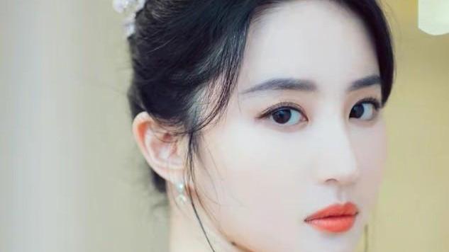 发型 究竟什么样的五官和发型，才称得上是女神，不妨从几点来分析一下