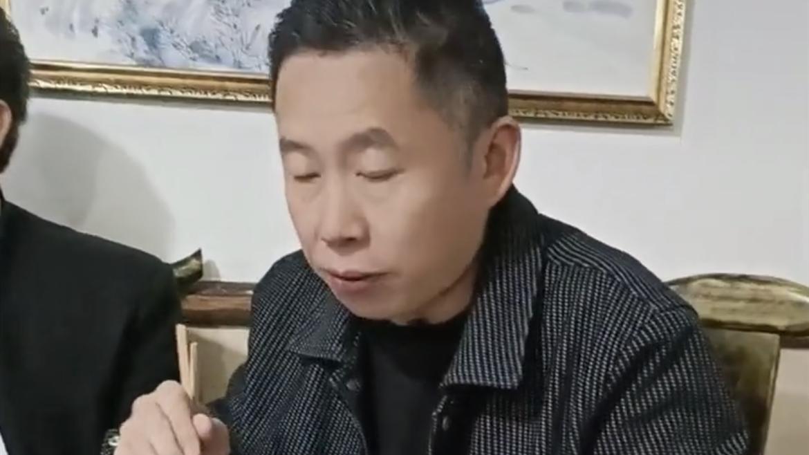 |孙卓提前收到18岁生日礼物，妈妈透露即将搬家，网友在线送儿媳妇