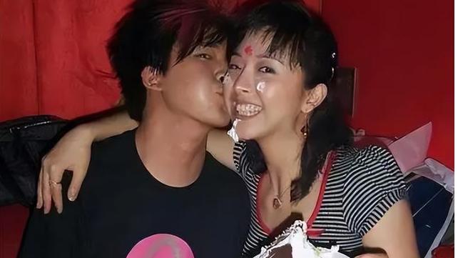 黄小蕾|彻底把自己作凉了？