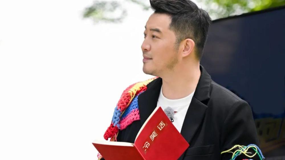 极限挑战|谁是“匿名用户”？《奔跑吧》第十季开启“悬疑烧脑”模式！蓝天下