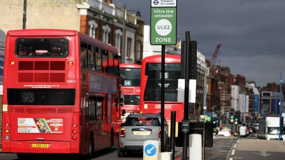 金针菇 英国人的现状：最好的减肥方法就是少吃、冬天为取暖可在家穿毛衣
