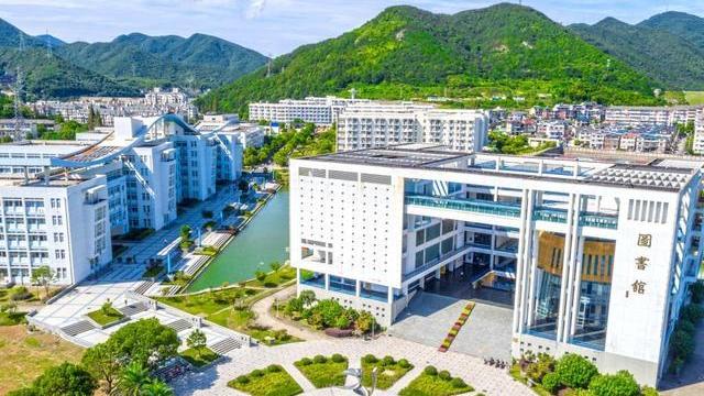 浙江省|曾被延缓招生一年！浙江这所大学迎来新校长，曾长期任职于浙大