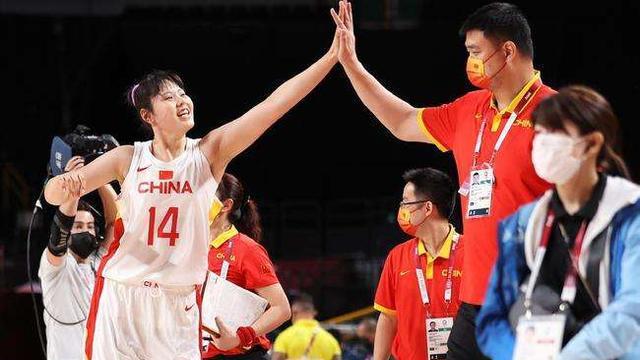 欧洲|9点42分，女篮欧洲传来振奋人心的消息，日媒叹服：中国太强了