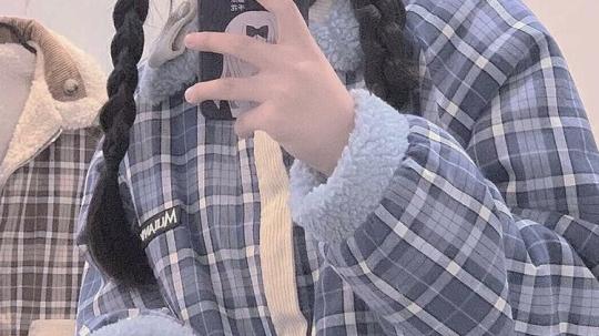 泪奔的伤感文案句子：你想我为了你而改变 却要我接受你的不变