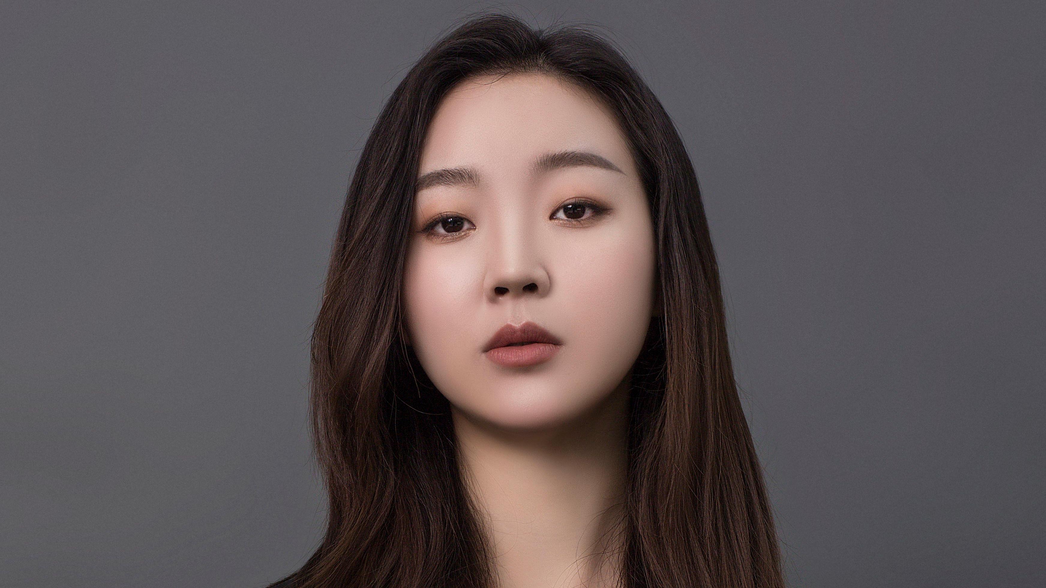 张宇|张宇柠发布黑色写真大片 飒爽率性自带高级感Buff!