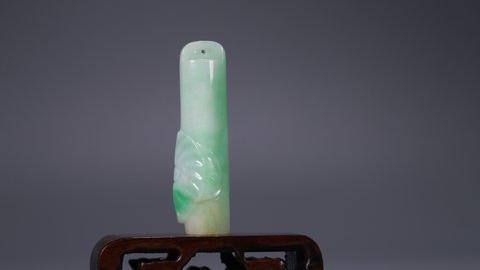 翡翠|回流 天然老翡翠领管