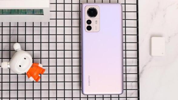 小米科技|价格相差300！小米12和小米12S有什么区别？该如何选择？