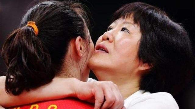 女排|中国排协做出新决定！女排教练即将官宣，巴黎奥运冠军倒计时！