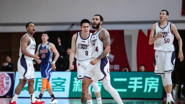 广州队|郭士强锁定小外援！老熟人回归，陈盈俊迎来好帮手，广州冲击八强