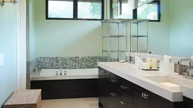 卫生间到底应该怎么设计水管和电线？看完再装才不会撬砖重来