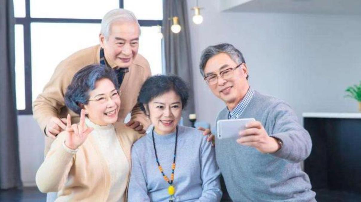安居客|2022房产迎“新规”，不论房产证上是谁的名字，只看这4点