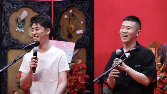 秋瓷炫|天津德云社周年庆典更改节目单，孟鹤堂周九良开场，引发粉丝热议