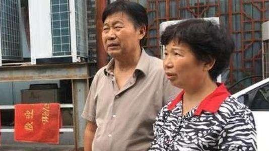 杜新枝|又换房了？杜新枝分享生活动态，大秀厨艺，网友又发现新亮点