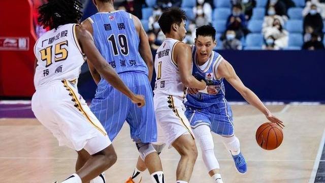 巩晓彬|正式官宣，名帅巩晓彬执教青岛男篮，本人亲自回应