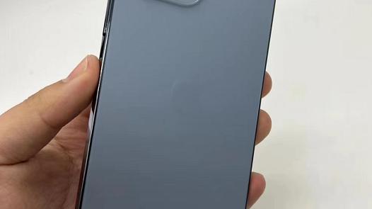 iPhone13Pro Max 1TB 远峰蓝已买好，如何不经意间显摆？