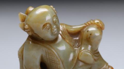 和田玉籽料|和田玉籽料“持莲童子”