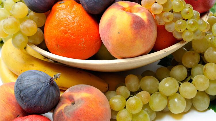 水果|“伤胃水果”被揪出，5种水果可能会加重胃病，再喜欢也建议少碰