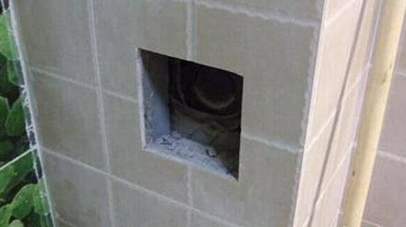 包水管用红砖好还是水泥板好？幸亏老师傅及时劝阻，差点被忽悠了