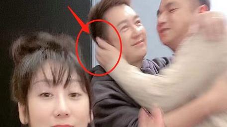 骆达华|陈浩民夫妇深夜聚会，骆达华被蒋丽莎搭肩，女网红帮忙挡镜头！