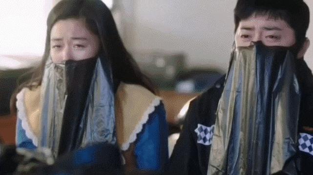 赵丽颖|赵丽颖“新男友”曝光？挽手逛商场氛围好甜啊