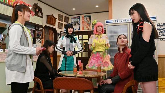 假面骑士|假面骑士贞德外传官宣追加演员，poppy被翻译成为波比碧波巴波！