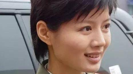 胡可|已婚女星中，她是回归家庭后最坚强的女人，而她却是最惋惜的一位