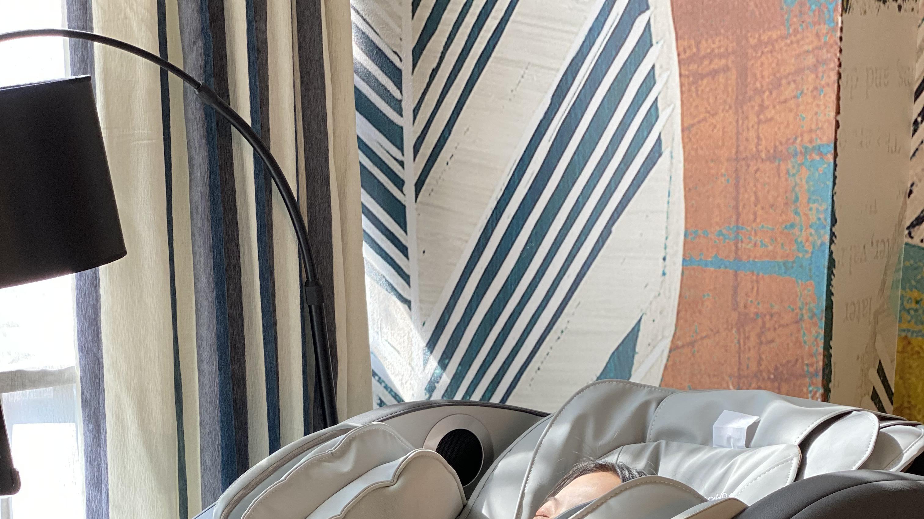 母亲节我给母亲买这样一个礼物——西屋S500按摩椅