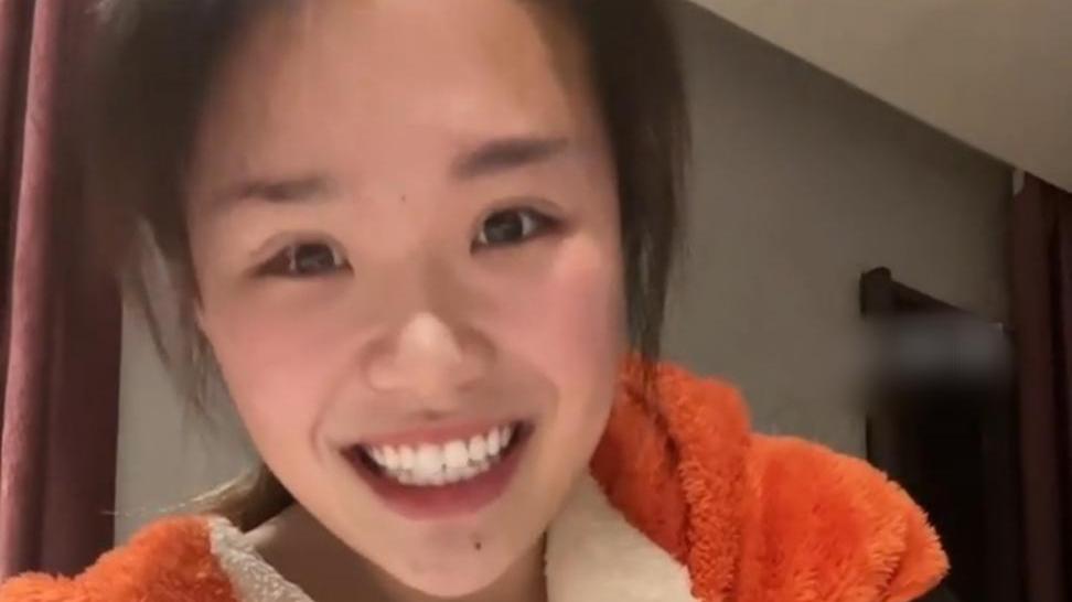 |上海女足熊鑫身患肿瘤，3小时筹到50万，化疗前眼睛已有血块