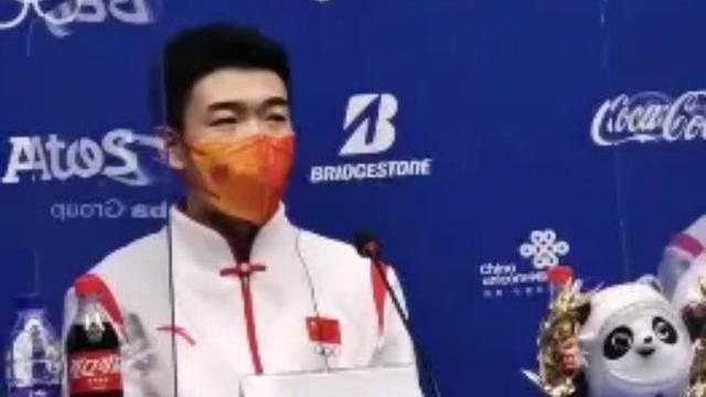 詹姆斯·哈登|赛后新闻发布会，高亭宇一个回答让全场瞬间安静，发生了什么？