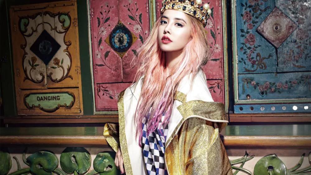 蔡依林|以前觉得她丑，现在感觉才是真女王，40岁身材如少女自律得可怕