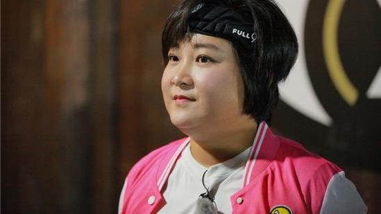 贾玲|内地“顶级女名嘴”，不争不抢，凭借春晚一炮走红